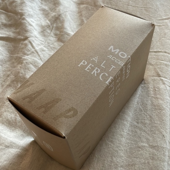 BNIB MAAP x 100% Hypercraft - Silver Cycling Glasses - Picture 8 of 16